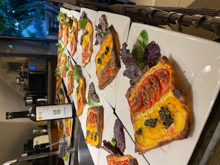 Table d'hôtes conviviale avec produits locaux, proche Camargue